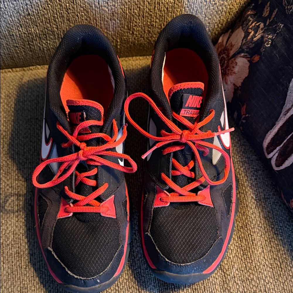 Nike Black and Red Athletic Shoes